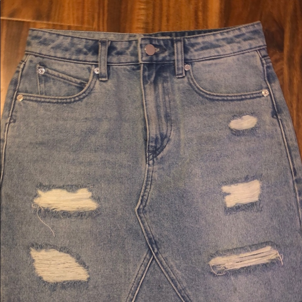 Volcom brand jeans skirt